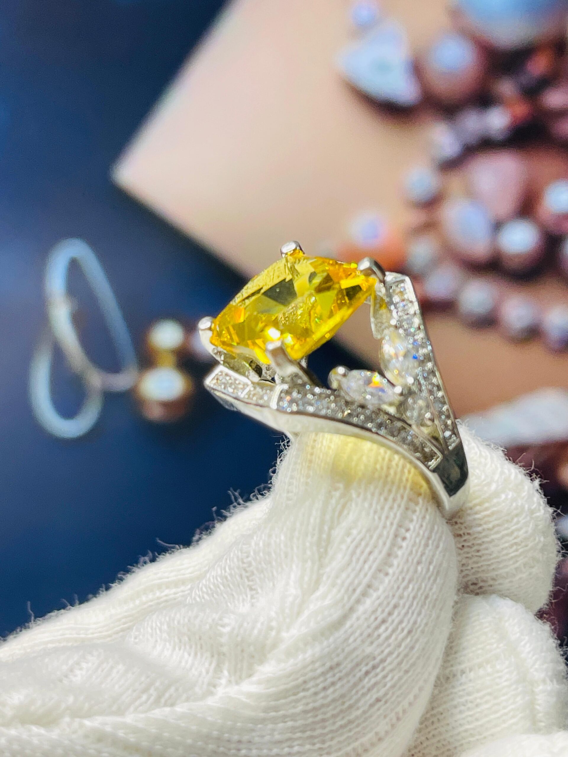 BEAUTIFUL YELLOW ZIRCON DIAMOND SHAPE STONE w/ White CZ, Size 10 Engraved AUDREY