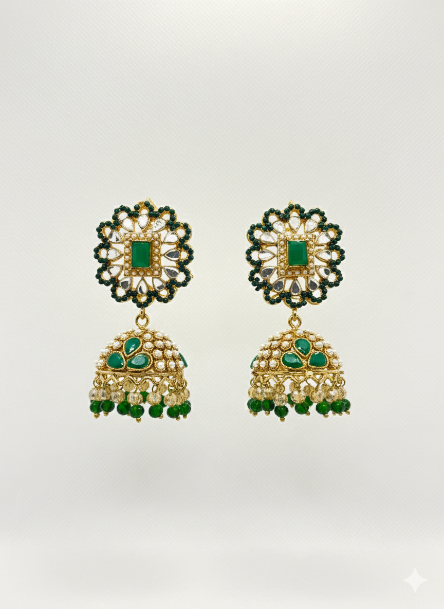 Regal Emerald & Antique Finish Imitation Green Choker Set