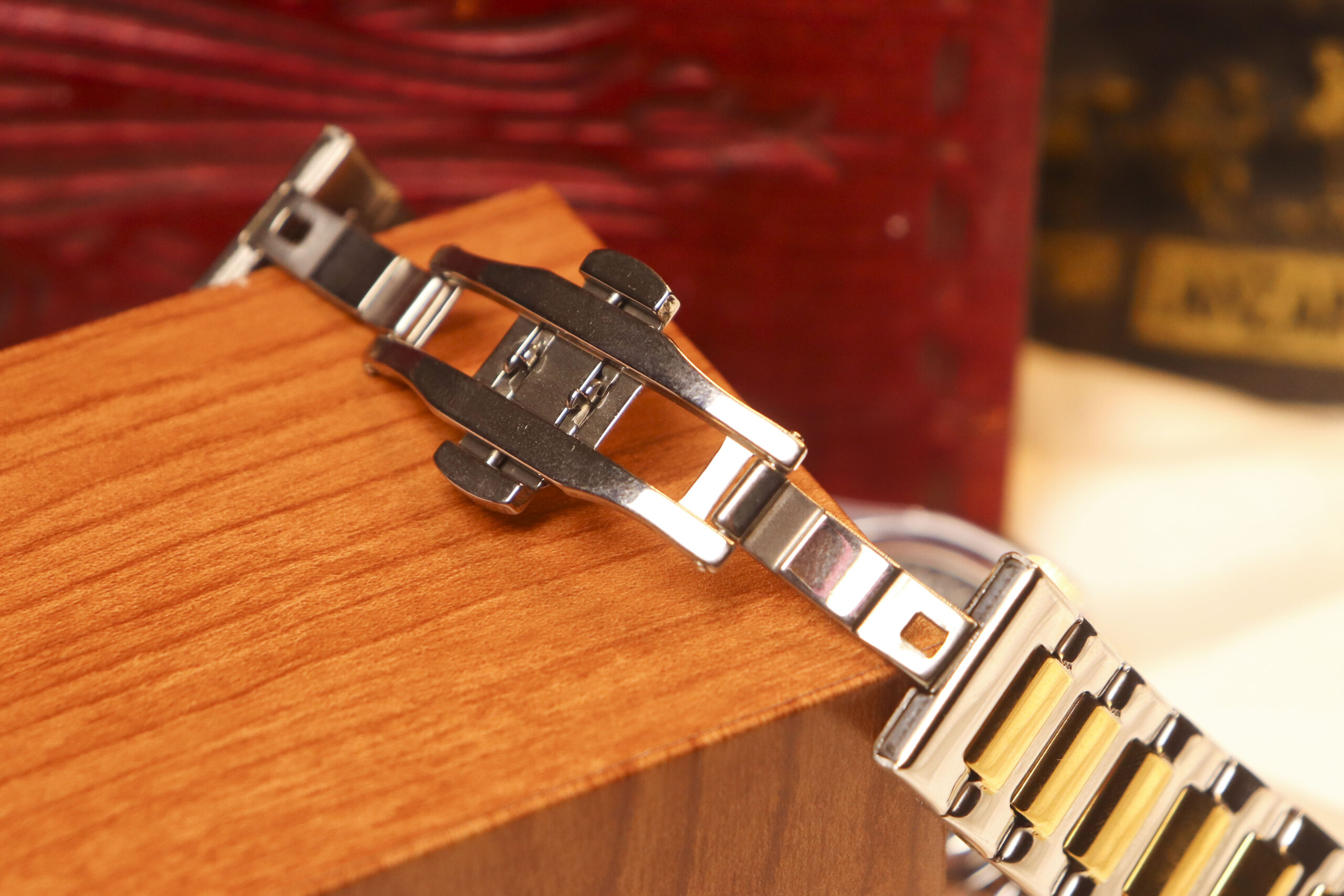 Patek Philippe Nautilus : A Diamond-Kissed Masterpiece