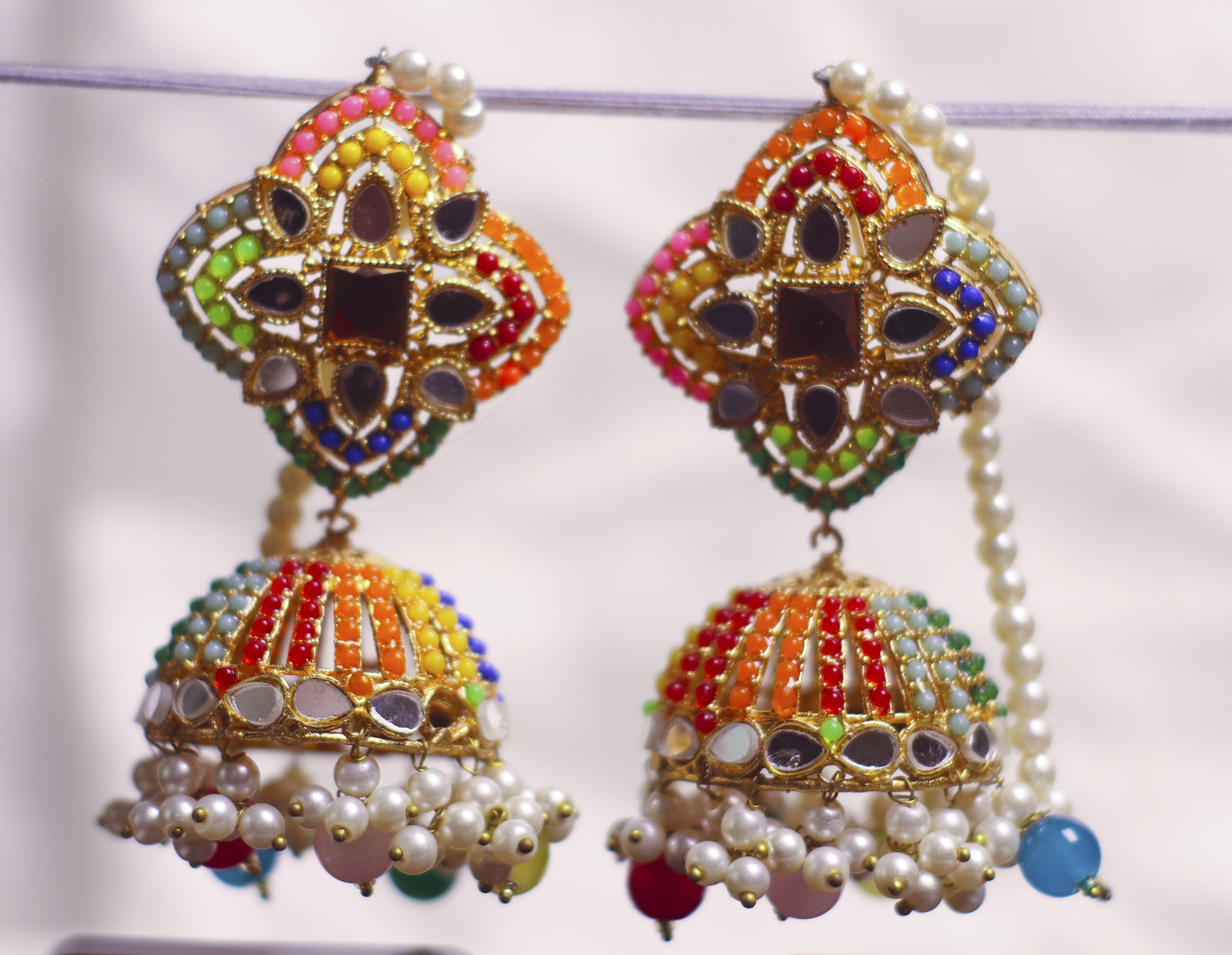 Vibrant Kundan Jhumkas 💎✨