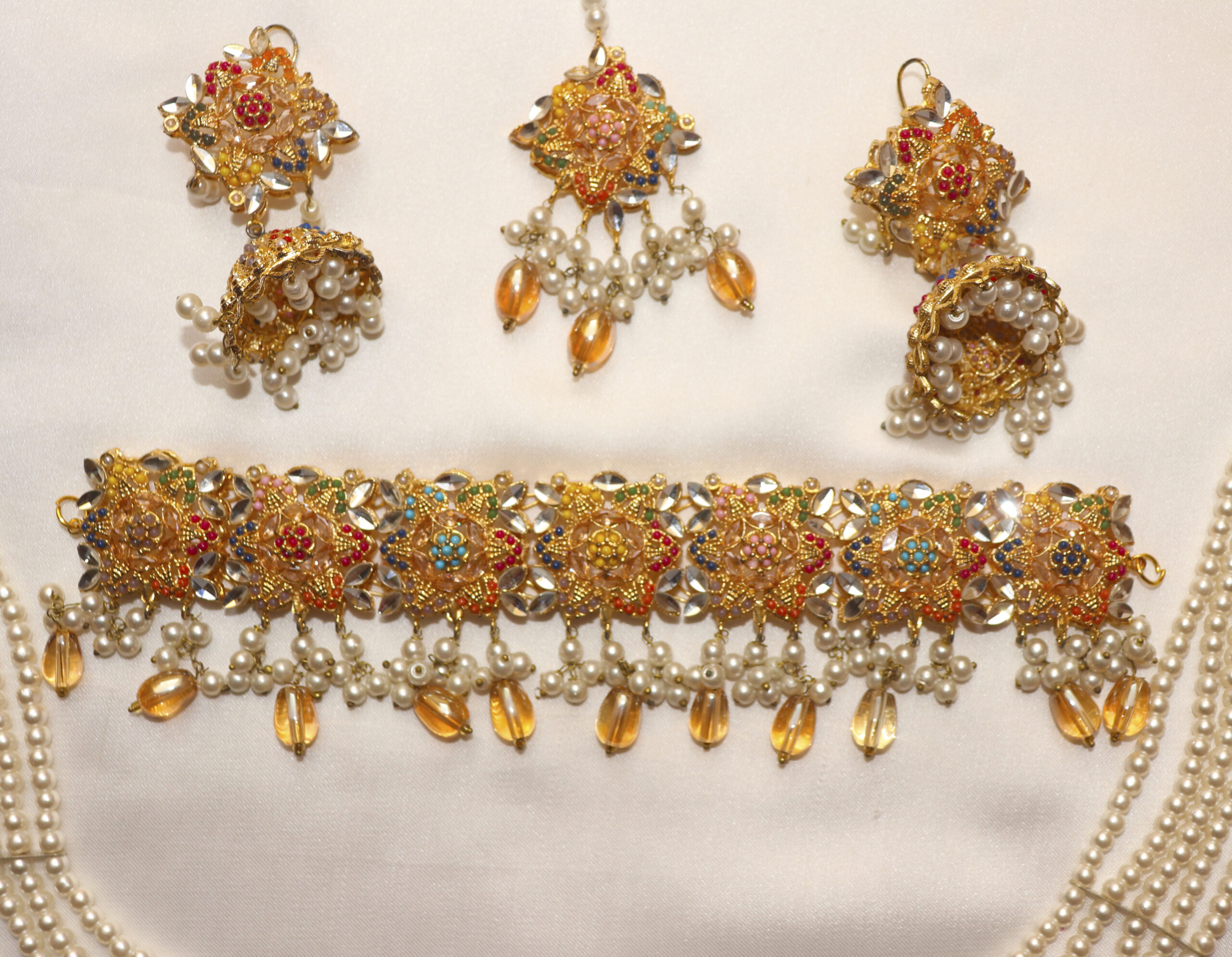 Royal Radiance: The Pearl & Kundan Bridal Set